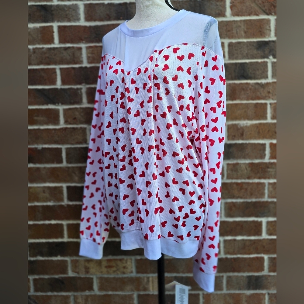 LuLaRoe Lizzy Blouse 2X NWT Red White Heart Print Mesh Top Long Sleeve - Picture 5 of 14